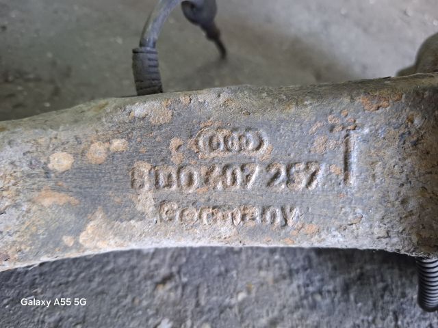 bontott VW PASSAT B5 Bal első Csonkállvány Kerékaggyal