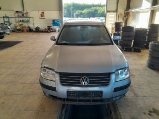 bontott VW PASSAT B5 Bal első Csonkállvány Kerékaggyal