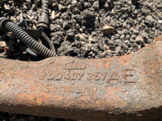 bontott VW PASSAT B5 Bal első Csonkállvány Kerékaggyal