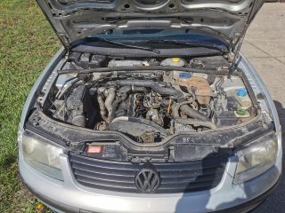 bontott VW PASSAT B5 Bal első Csonkállvány Kerékaggyal