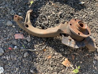 bontott VW PASSAT B5 Bal első Csonkállvány Kerékaggyal