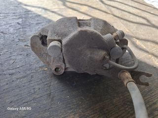 bontott VW PASSAT B5 Bal első Féknyereg Munkahengerrel