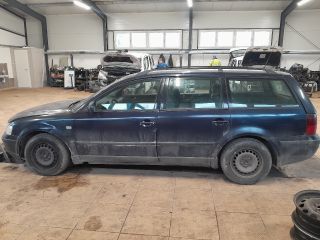 bontott VW PASSAT B5 Bal első Féknyereg Munkahengerrel