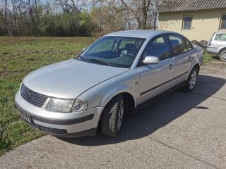 bontott VW PASSAT B5 Bal első Gólyaláb (Lengécsillapító, Rugó)