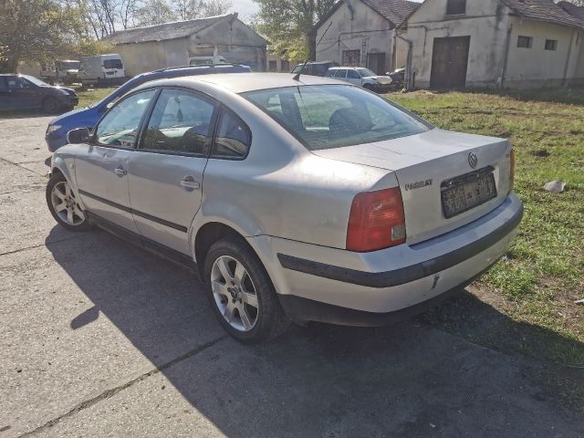 bontott VW PASSAT B5 Bal első Gólyaláb (Lengécsillapító, Rugó)