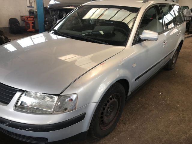 bontott VW PASSAT B5 Bal első Lengéscsillapító