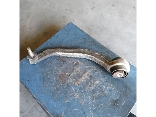 bontott VW PASSAT B5 Bal első Lengőkar