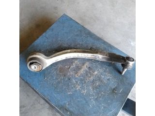 bontott VW PASSAT B5 Bal első Lengőkar