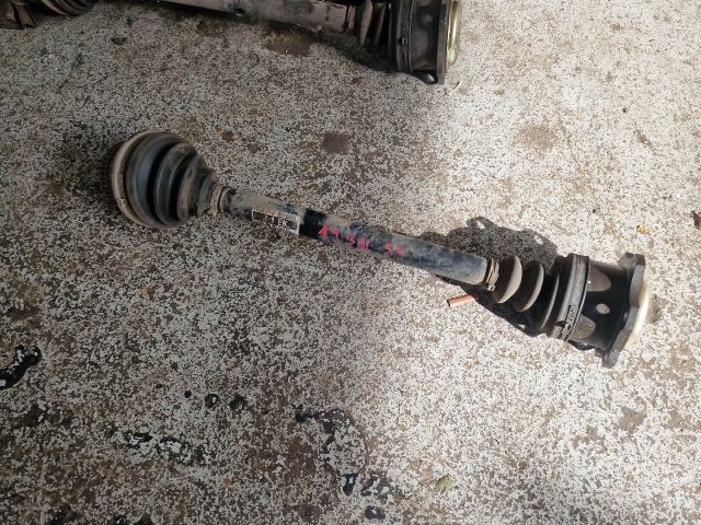 bontott VW PASSAT B5 Bal Féltengely