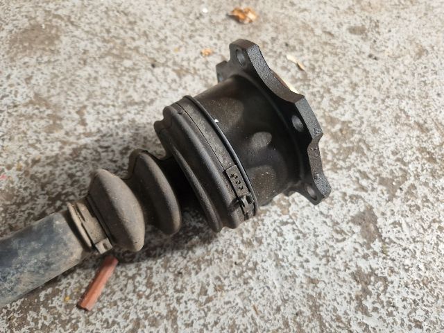 bontott VW PASSAT B5 Bal Féltengely