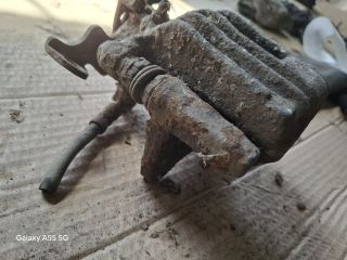 bontott VW PASSAT B5 Bal hátsó Féknyereg Munkahengerrel