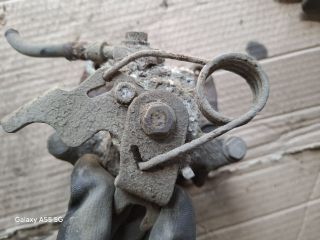 bontott VW PASSAT B5 Bal hátsó Féknyereg Munkahengerrel