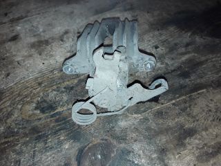 bontott VW PASSAT B5 Bal hátsó Féknyereg Munkahengerrel