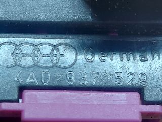 bontott VW PASSAT B5 Biztosítéktábla Motortér