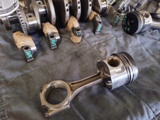 bontott VW PASSAT B5 Dugattyú és Hajtókar