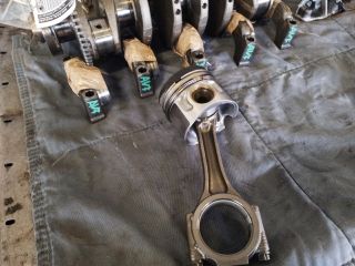 bontott VW PASSAT B5 Dugattyú és Hajtókar