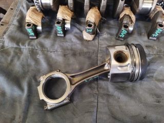 bontott VW PASSAT B5 Dugattyú és Hajtókar