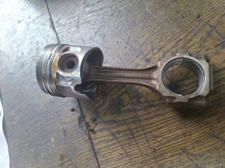 bontott VW PASSAT B5 Dugattyú és Hajtókar