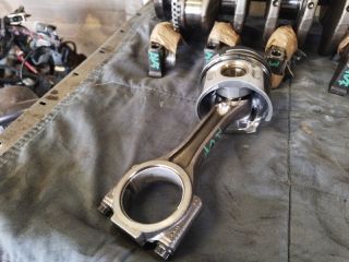 bontott VW PASSAT B5 Dugattyú és Hajtókar