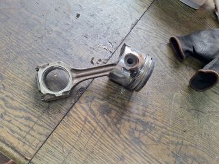 bontott VW PASSAT B5 Dugattyú és Hajtókar