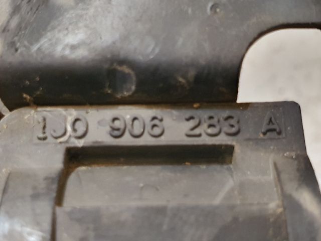 bontott VW PASSAT B5 EGR / AGR Vákum Szelep