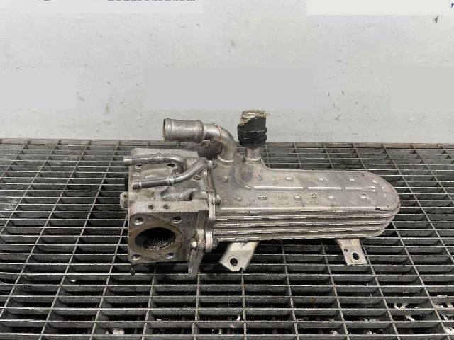bontott VW PASSAT B5 EGR Hűtő Cső