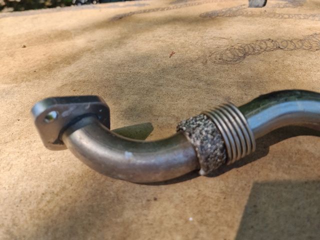 bontott VW PASSAT B5 EGR Hűtő Cső