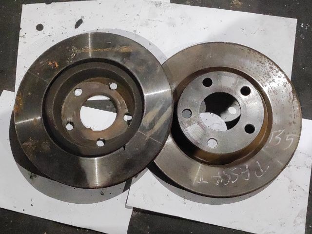 bontott VW PASSAT B5 Első Féktárcsa