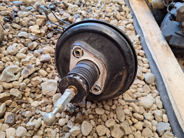 bontott VW PASSAT B5 Fékrásegítő