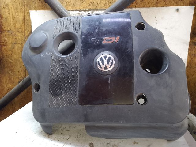 bontott VW PASSAT B5 Felső Motorburkolat