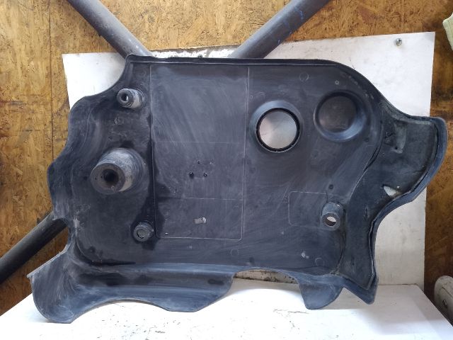 bontott VW PASSAT B5 Felső Motorburkolat