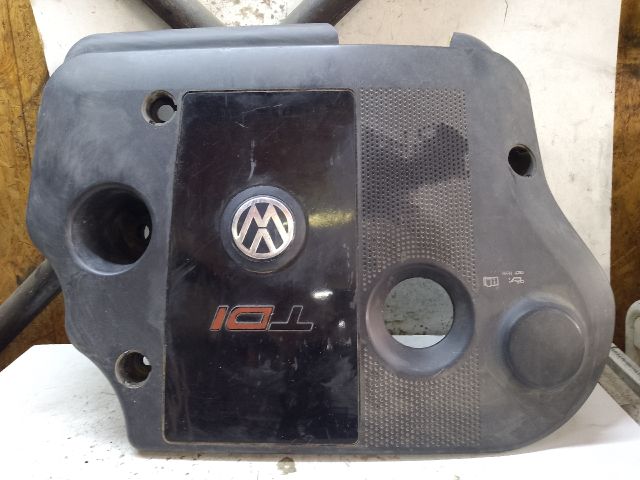 bontott VW PASSAT B5 Felső Motorburkolat