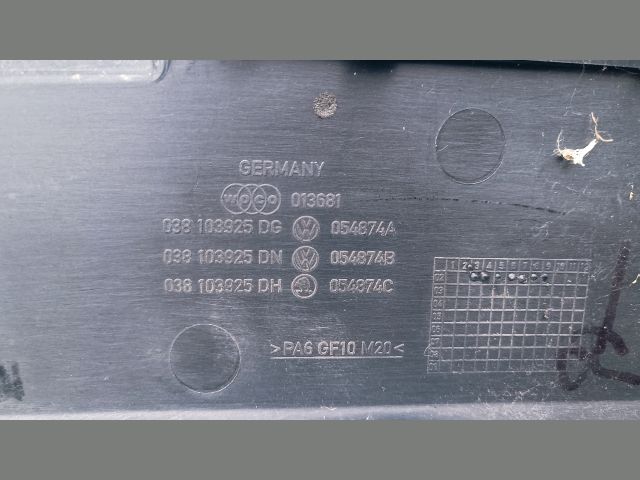 bontott VW PASSAT B5 Felső Motorburkolat