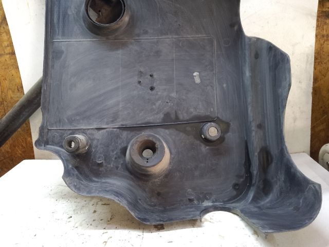 bontott VW PASSAT B5 Felső Motorburkolat