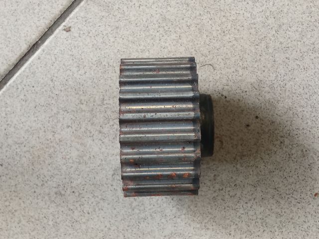 bontott VW PASSAT B5 Főtengely Bordáskerék / Lánckerék