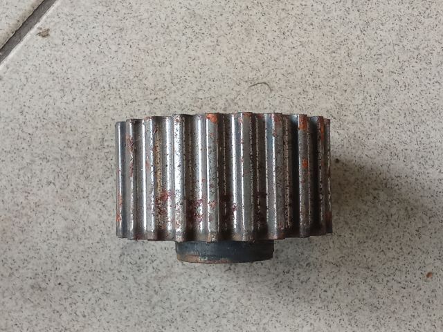 bontott VW PASSAT B5 Főtengely Bordáskerék / Lánckerék