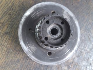 bontott VW PASSAT B5 Főtengely Szíjtárcsa