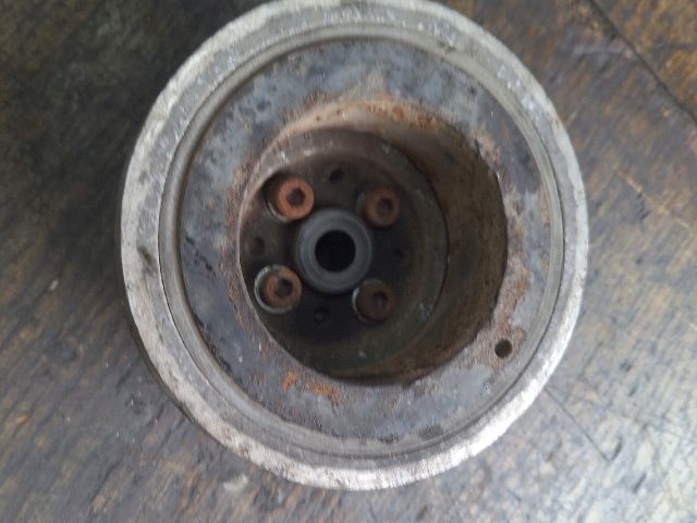 bontott VW PASSAT B5 Főtengely Szíjtárcsa