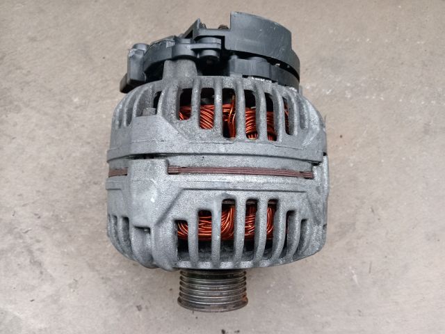bontott VW PASSAT B5 Generátor