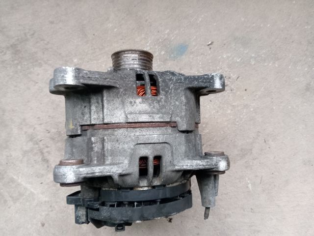 bontott VW PASSAT B5 Generátor