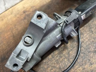 bontott VW PASSAT B5 Gyújtáskapcsoló Házzal