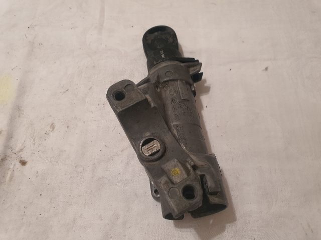 bontott VW PASSAT B5 Gyújtáskapcsoló Házzal