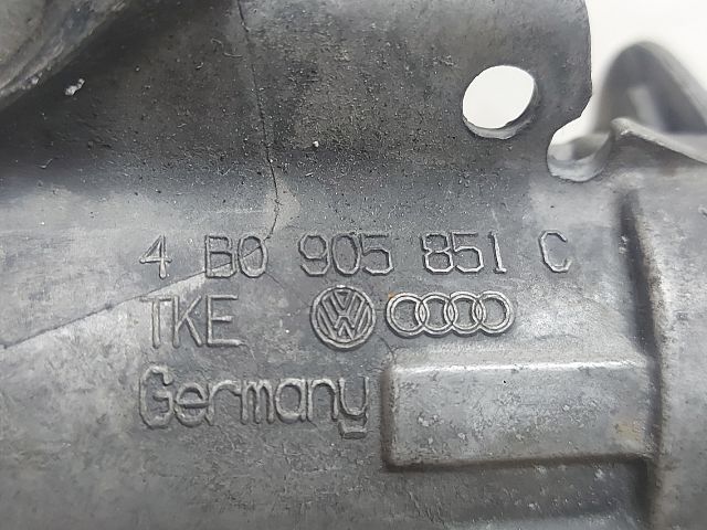 bontott VW PASSAT B5 Gyújtáskapcsoló Házzal