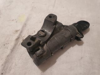 bontott VW PASSAT B5 Gyújtáskapcsoló Házzal