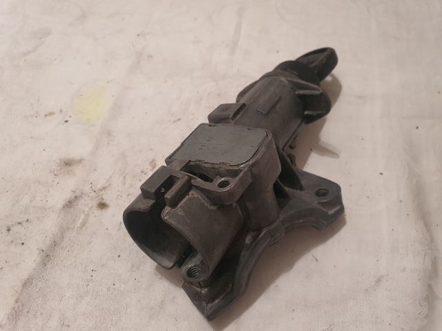 bontott VW PASSAT B5 Gyújtáskapcsoló Házzal