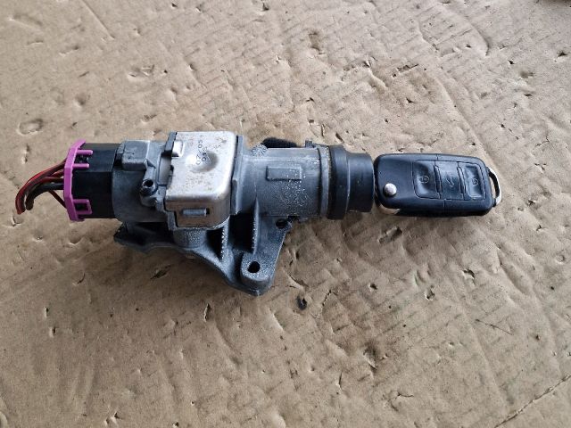 bontott VW PASSAT B5 Gyújtáskapcsoló