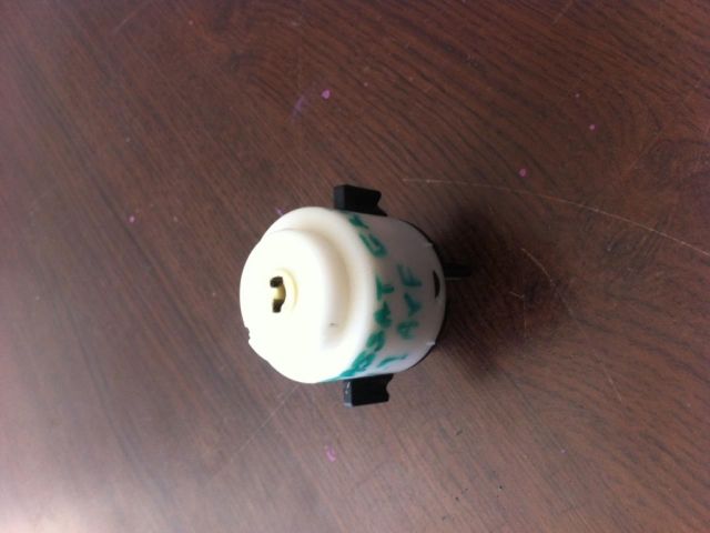 bontott VW PASSAT B5 Gyújtáskapcsoló