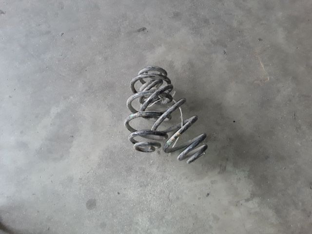 bontott VW PASSAT B5 Hátsó Rugó Pár