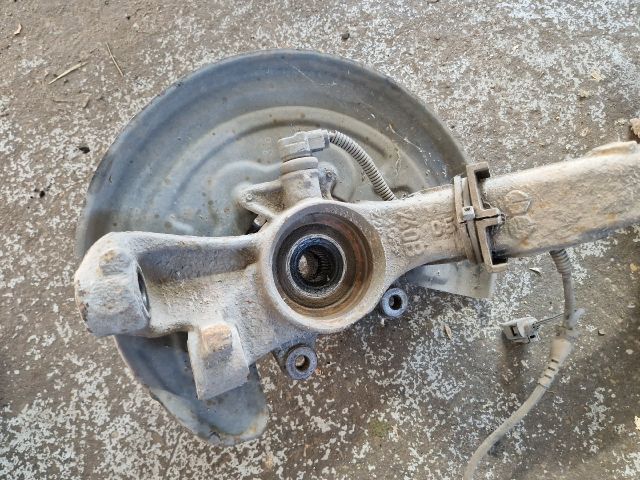 bontott VW PASSAT B5 Jobb első Csonkállvány Kerékaggyal