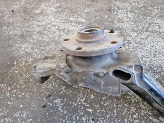 bontott VW PASSAT B5 Jobb első Csonkállvány Kerékaggyal